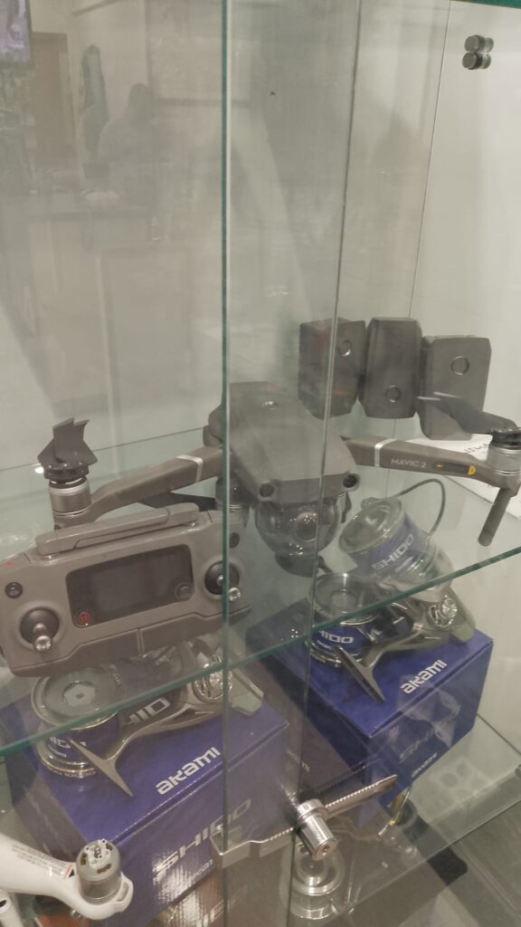 Drone Dji Mavic 2 Zoom con 4 Batterie e Radiocomando Usato